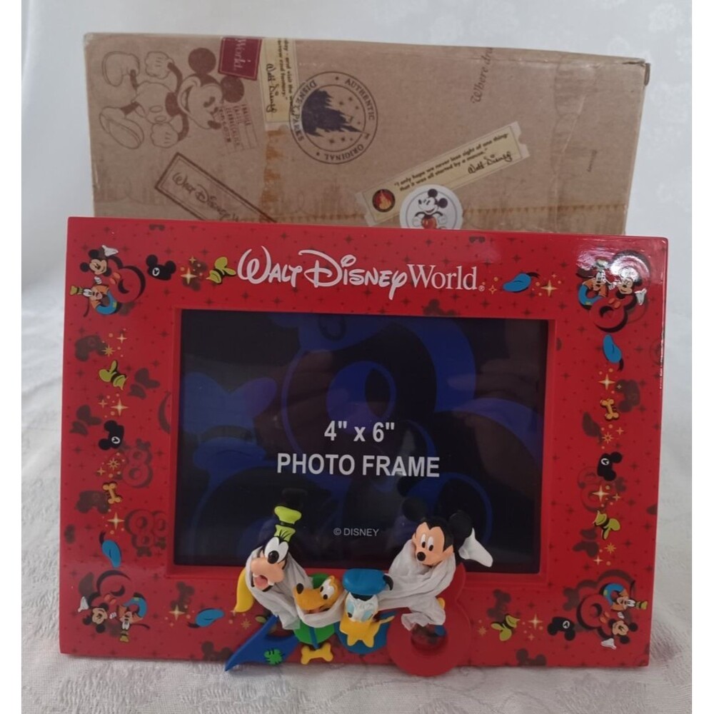WALT DISNEY WORLD 2008 PHOTO FRAME MICKEY DONALD GOOFY PLUTO 4 X 6 NOS